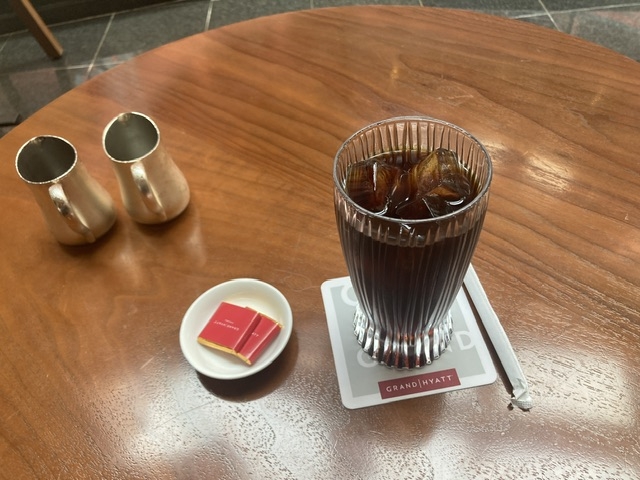 GBar FIZZ o[ tBY OhnCAbg̓eʐ^1