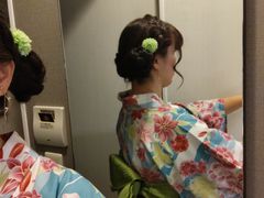 ����������̒��������^��VASARA ���~�c�X�ւ̓��e�ʐ^1