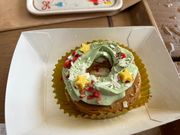 �V���^�C�i�[����̃n���O���[�x�A�E���X�g�����̓��e�ʐ^3