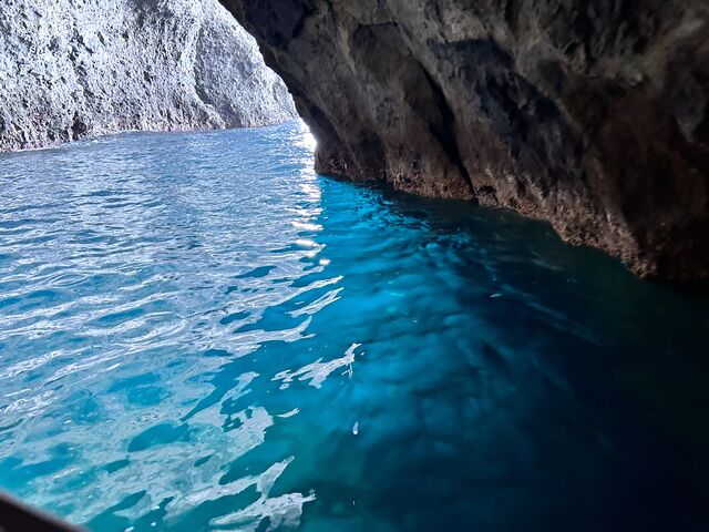 ���A_�̓��A�@���M�O���X�{�[�g