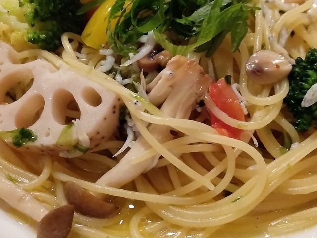 tƂ炷̃pX^_[JX UKAS KITCHEN STYLE