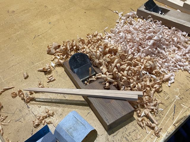 �r���o�߁B
�l�����߂ẴJ���i�B
���w������Ԃ�̃��X���B
���̂Â���̊y�����A�����ς��B_�؍H���� BASE-FURNITURE