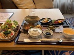 �j�[����̃z�e���O�����V�F�[���Ԋ��ւ̓��e�ʐ^1