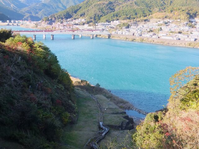 V{́AmȗւƂ`ŌFƂ͐ڂĂ܂B_F