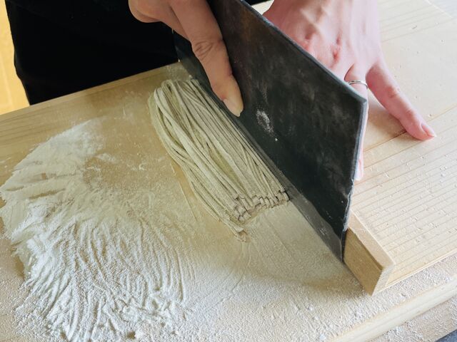 ���ǂ�T�C�Y�ɂȂ�Ȃ��悤�Ɋ撣������_�ˉB���Δ����قƂ񂭂���