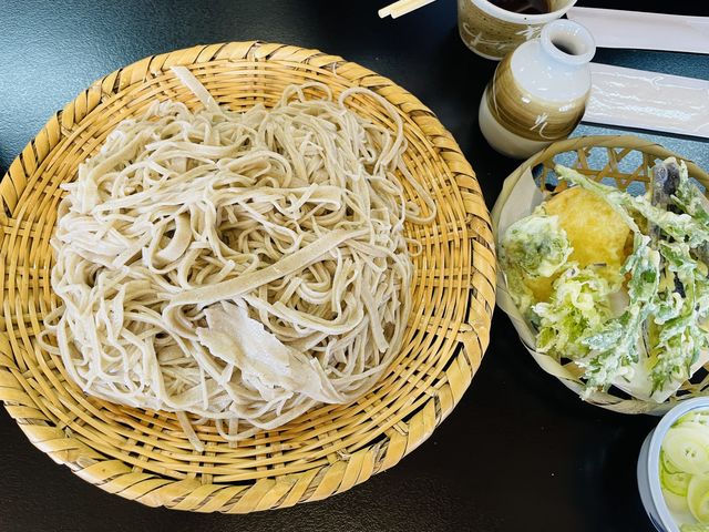 �����ō�����������͊i�ʁI
�ʒ��̎R�ؓ����ؓV�Ղ����������������_�ˉB���Δ����قƂ񂭂���