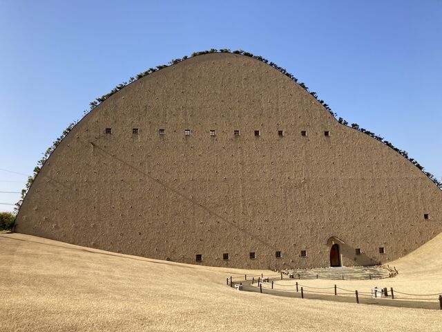 �S�y���@��o���R�����`�[�t�ɂ��������ł�_�������s���U�C�N�^�C���~���[�W�A��