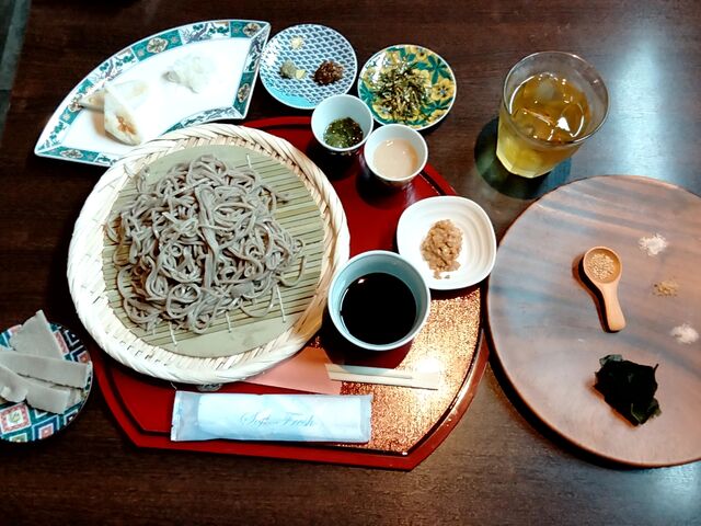 ���������ł͂Ȃ��A�F�X�t���Ă��炦�܂����B�f�U�[�g���T�[�r�X���Ă����������肪�Ƃ��������܂����B_MINATO's Little Kitchen