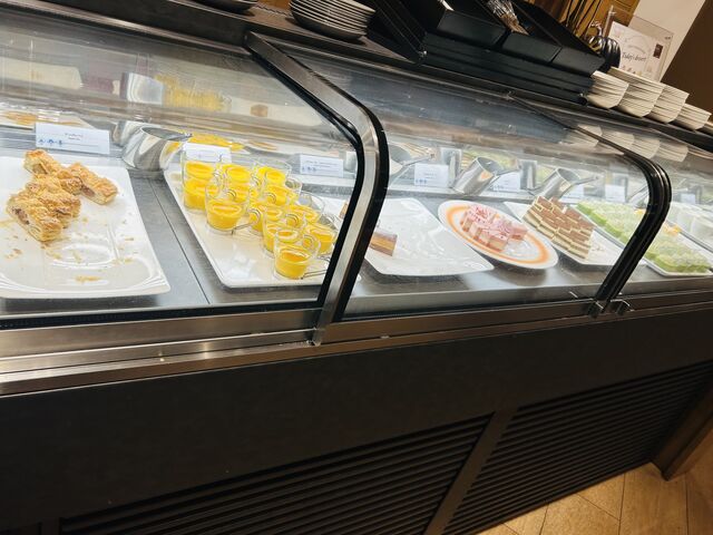 ����T�C�Y�Ȃ̂ŐF�X�y���߂܂���_�A�[�g�z�e�����c