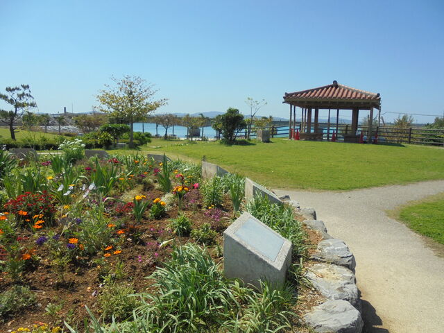 ���̉w����L���_�ÉF���r�[�`