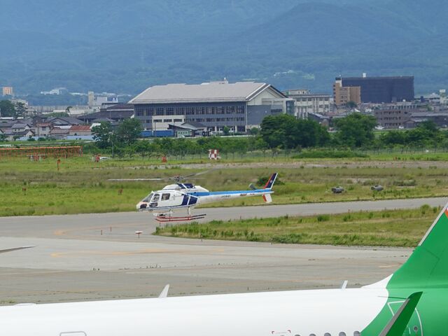 ���q���@
_������`