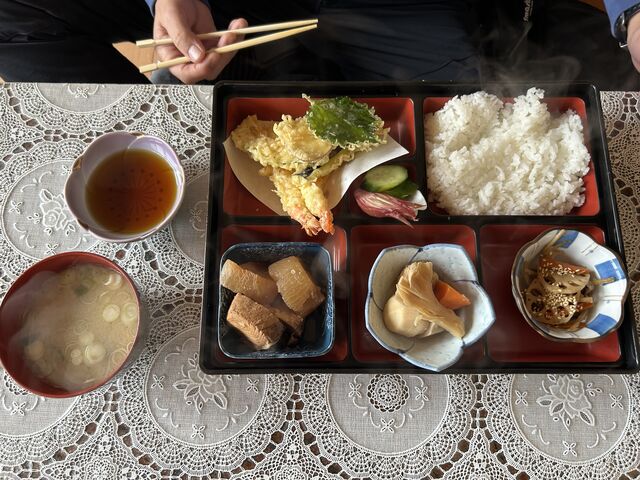 ܂HB܂܌XłASĔłBƒIŒgłق肵܂B_ؒ