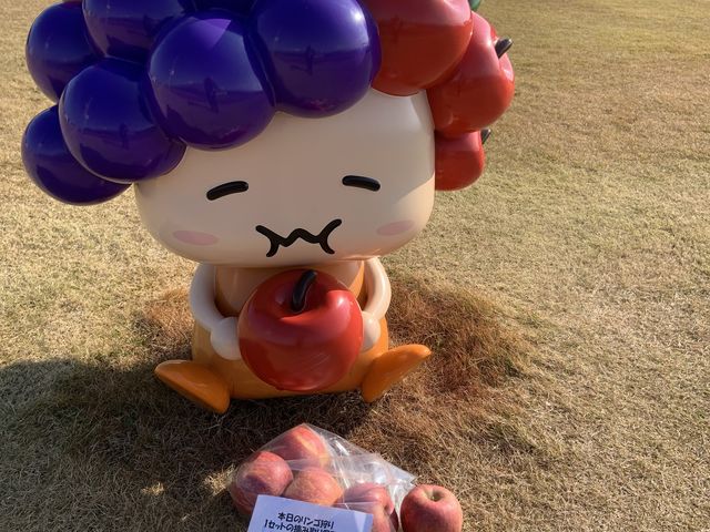 ������Ɠ]�����Ă��܂��܂������A����Ȃɑ傫���Ĕ����������Ȃӂ����T�ł��I_JR�t���[�c�p�[�N��䂠��͂�