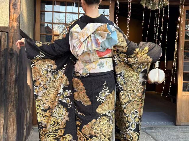 ���̐��l���Ƃ�����؂ȓ��ɁA
�f�G�Ȃ����������p�ӂ��������܂����B
_�ؗ풅�������^��