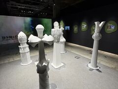 NAKED meets �K�E�f�B�W�̎ʐ^2