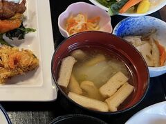 ���[��������̃v���~�A�z�e���|CABIN�|�V�h(CABIN cafe)�ւ̓��e�ʐ^1