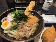 4�l�̂��[����񂳂�̘a�c��̓��e�ʐ^1