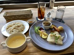 �z�e���O���[�o���r���[�V�� DINING EDIT ECHIGO�̎ʐ^3