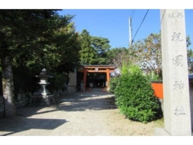 �j���_��