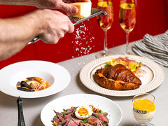 Bistrot Cafe de Paris �r�X�g���J�t�F�h�p�� �_�ˎO�{�̎ʐ^1