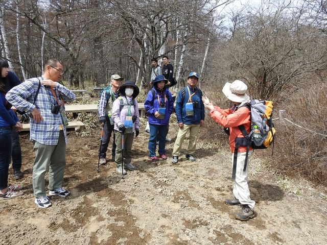 戦場ヶ原でのガイドウォーク_栃木県立日光自然博物館