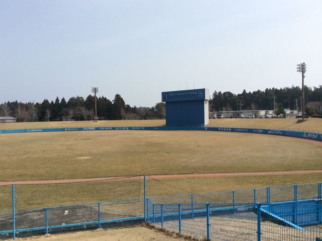 ��O���������̐X