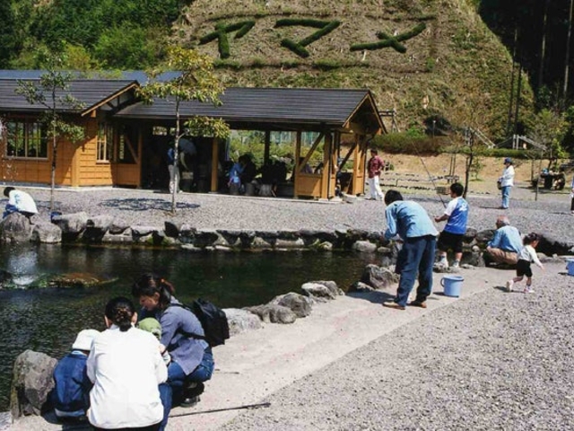 ���e��e�����u�����̗��v