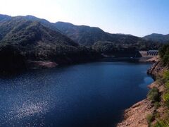 �_�V����y�ѐ_�쐣�΂̎ʐ^