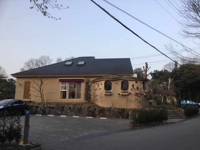 �ɓ��������[�Y�e���X