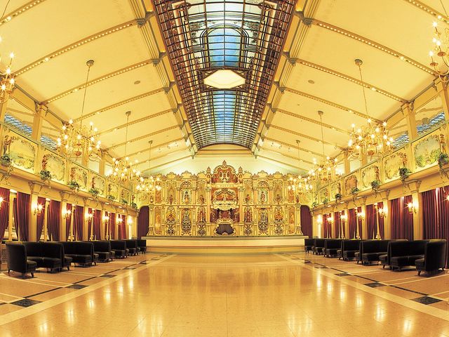 ���E�ő�K�͂̃_���X�I���K��_�͌��� ���y�ƐX�̔��p��