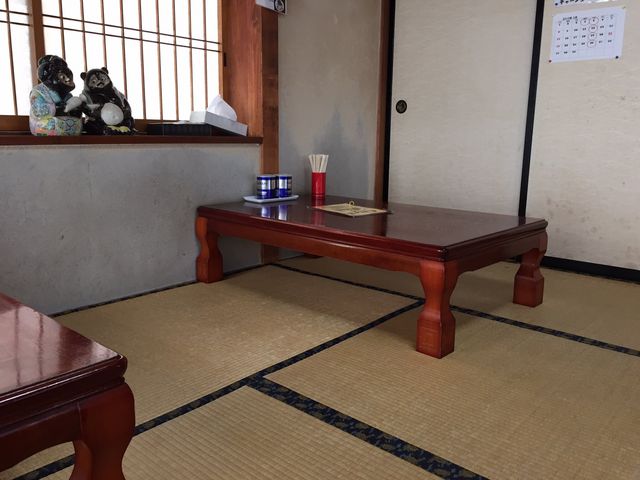 �H���͂���