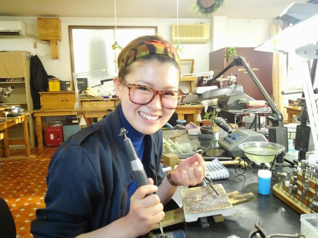 ��؂Ȑl�֎���̃����O���v���[���g���܂�_�X�̒�������gouttedor