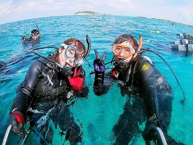 Marine�@Service�@FAMILLE