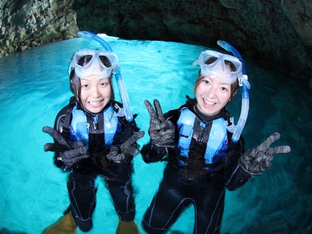 ���ʂ̈�ԃL���C�ȏꏊ�ŋL�O�B�e��_�v�Y�}���_�C�o�[�Y�N���u