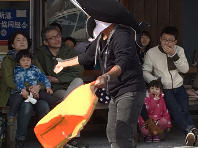 ��t��A�N�W���D�����z�G�[���E�H�b�`���O�ƑD�ɂ��Ă�������Ɛ����������܂��B_South to South