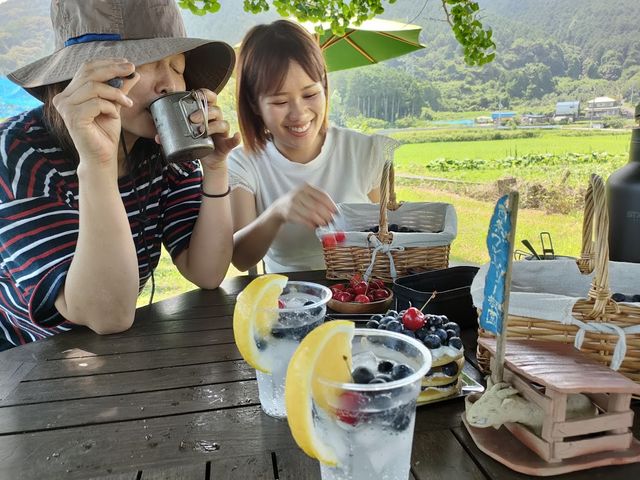 �s�N�j�b�N���o�ŁI_�����u���[�x���[�_��