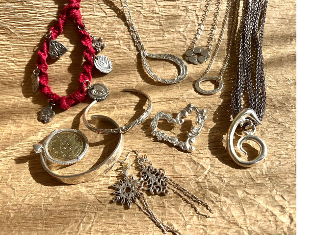 �u�t��i�ł�
�o���O���A�s�A�X�A�y���_���g�A�����O�A�l�b�N���X�A�Ȃ�ł��c��ꂿ�Ⴄ
��肽�����A�~���������`�Ɂ`_�킭�킭�V���o�[�A�N�Z�T���[