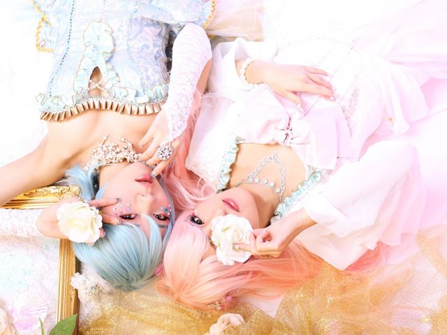 �ϐg�ʐ^��Metalily