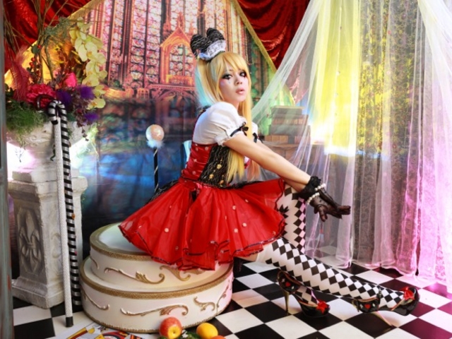 �ϐg�ʐ^��Metalily