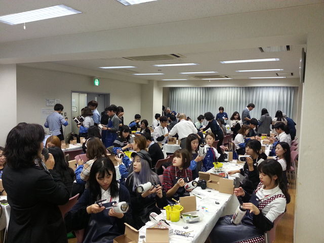 �����i�L�^�P�j
�؍��̊e��w����̑I���w���O���[�v�B_�A�g���G�n�Y��