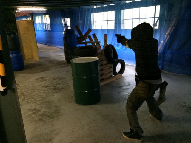 �T�o�C�o���@�t�B�[���h�@FOXTROT