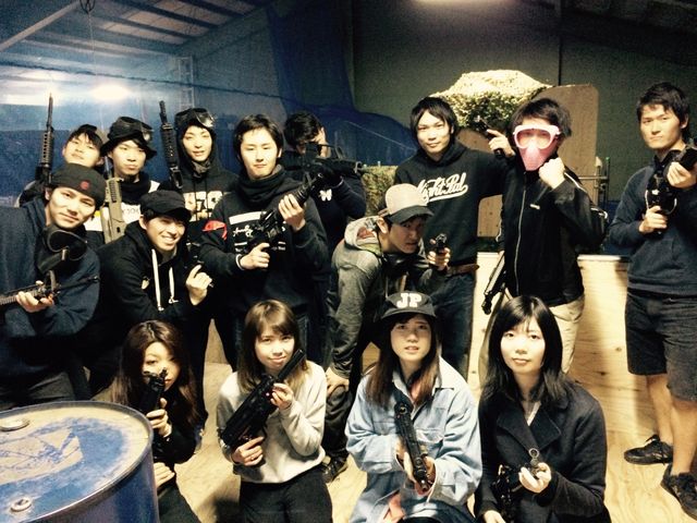 �T�o�C�o���@�t�B�[���h�@FOXTROT