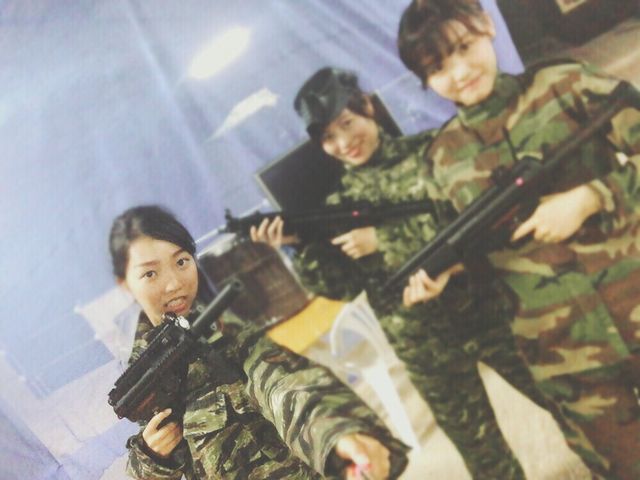 �T�o�C�o���@�t�B�[���h�@FOXTROT