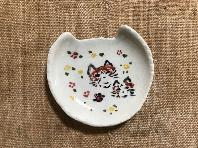 ���A�g���G�ԁ���