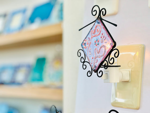 �K���X�A�[�g�̌��H�[�������{�w�O�H�[