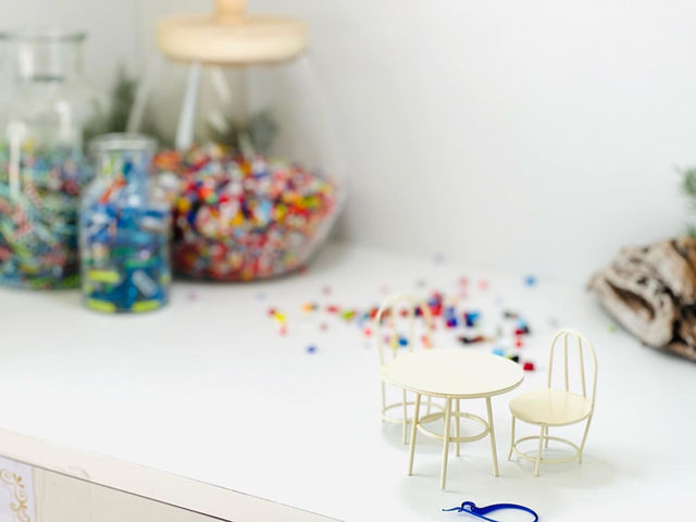 �K���X�A�[�g�̌��H�[�������{�w�O�H�[