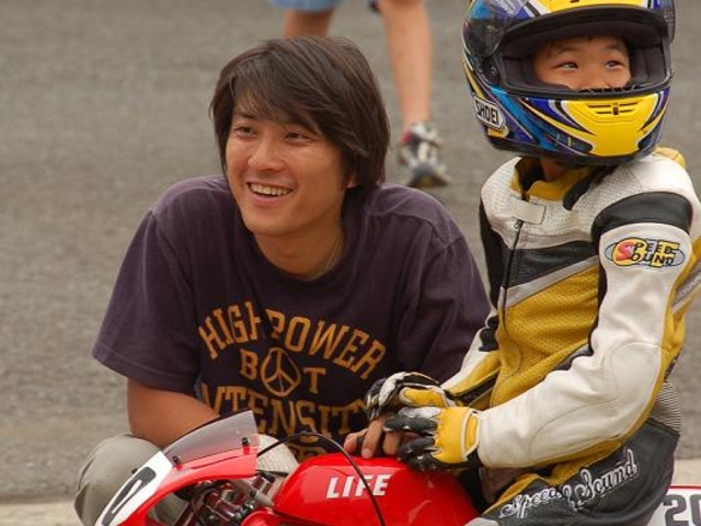 ����C���^�[�T�[�L�b�g