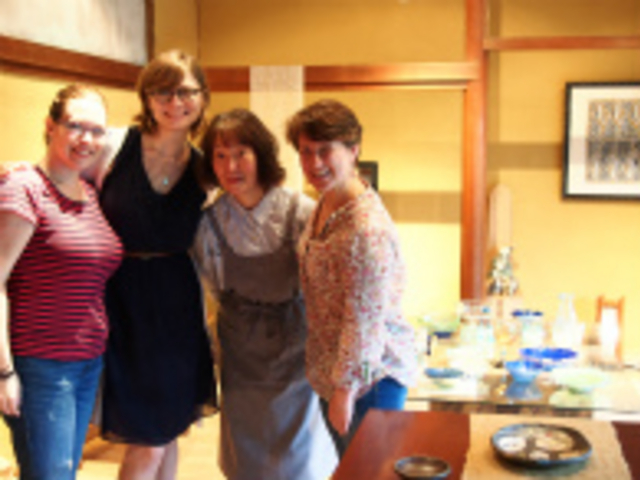 �̌��̃A�����J�l�ƍ��_���|�H�[�u���̉��@�y�̉��v