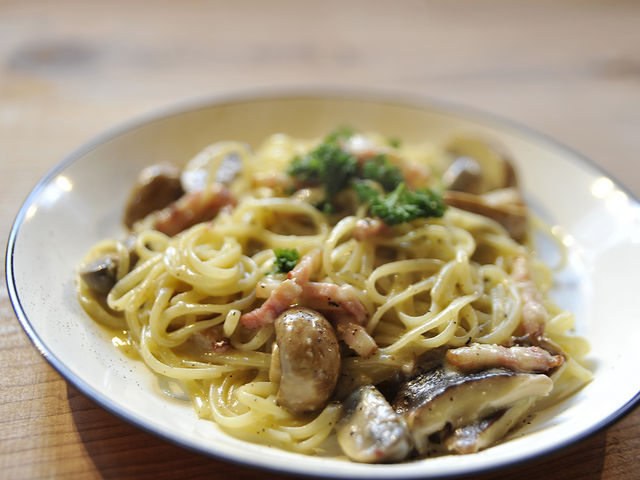 X̃LmRƌӓ\[X̐pX^_ɓ@񂱂̐X