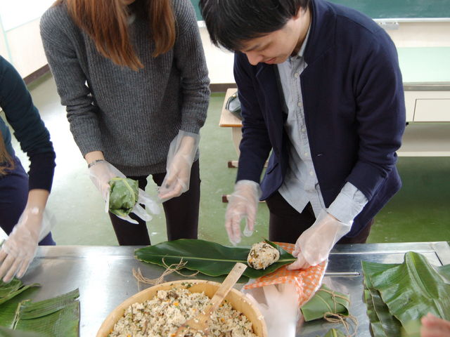 ���ꕗ�������݂��сh�W���[�V�[�h�Ő̂Ȃ���̂��ɂ���ٓ����ɒ���I_���΂���a